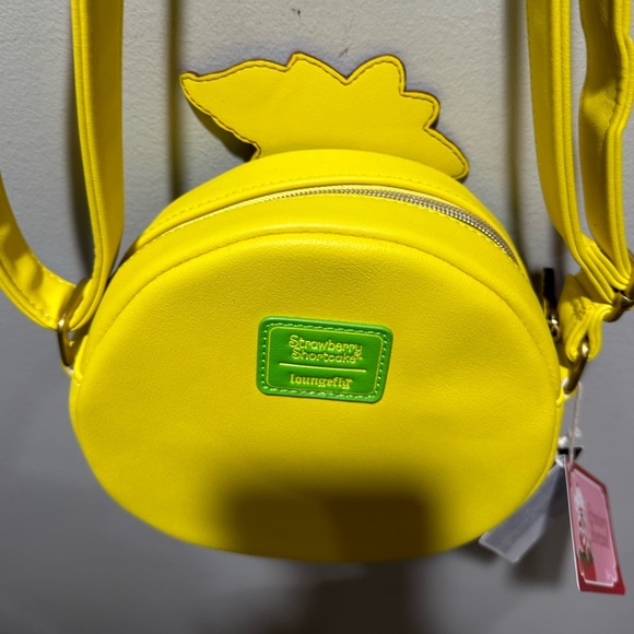 Loungefly Strawberry Shortcake Orange Blossom Figural Crossbody Bag New with tag - Picture 8 of 10